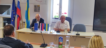 Predsednik SDS Janez Janša in župan Občine Cerklje na Gorenjskem Franc Čebulj